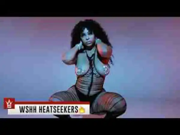 Video: Lady Lebraa - Back Flip